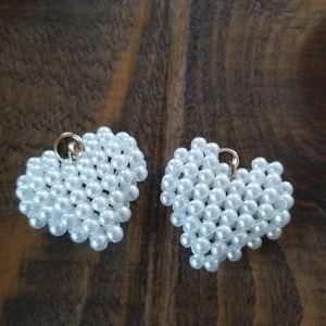 🐳7 for $20 Beautiful Faux Pearl Heart Pendants